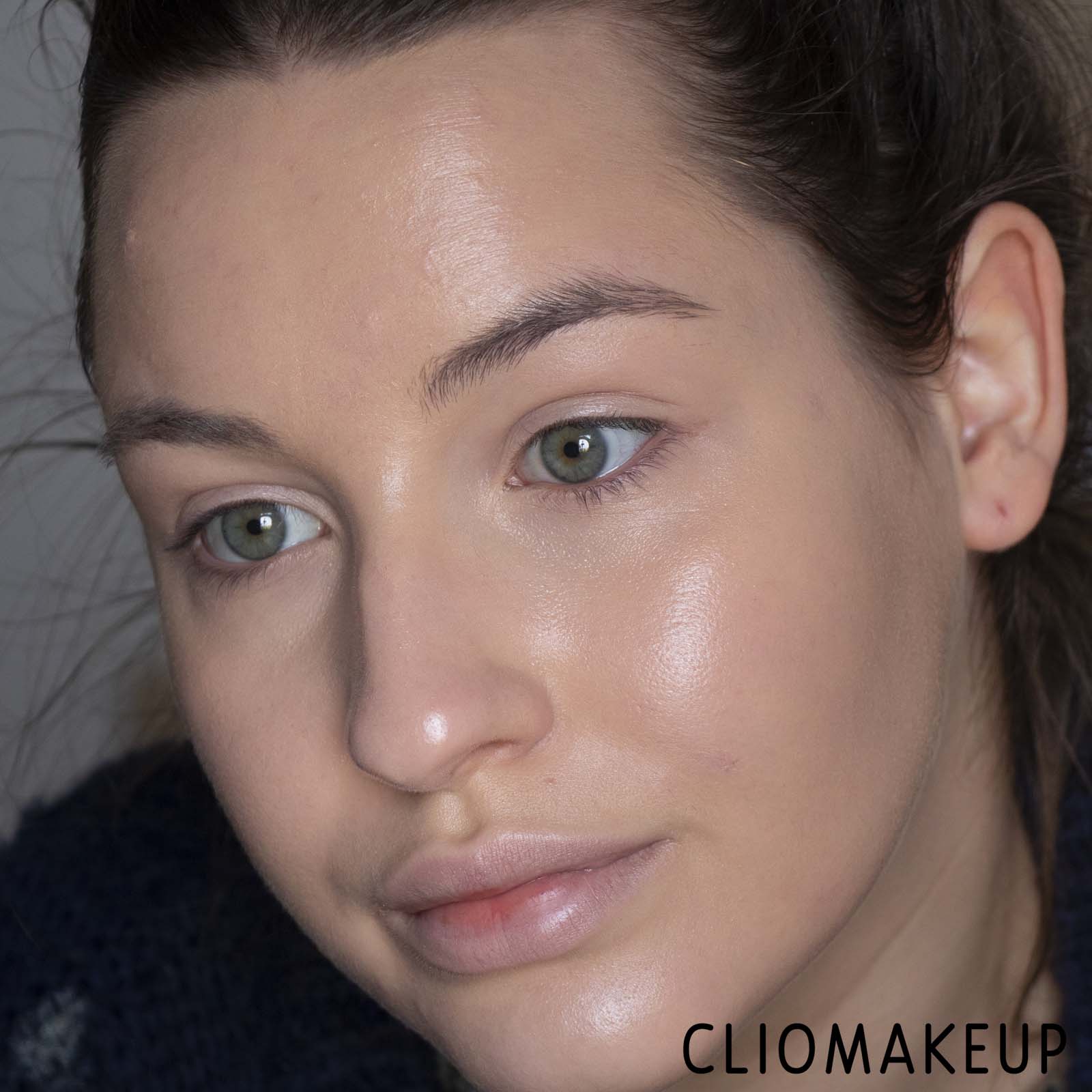 Recensione-Blush-Makeup-Revolution-Super-Dewy-Liquid-Blush-10