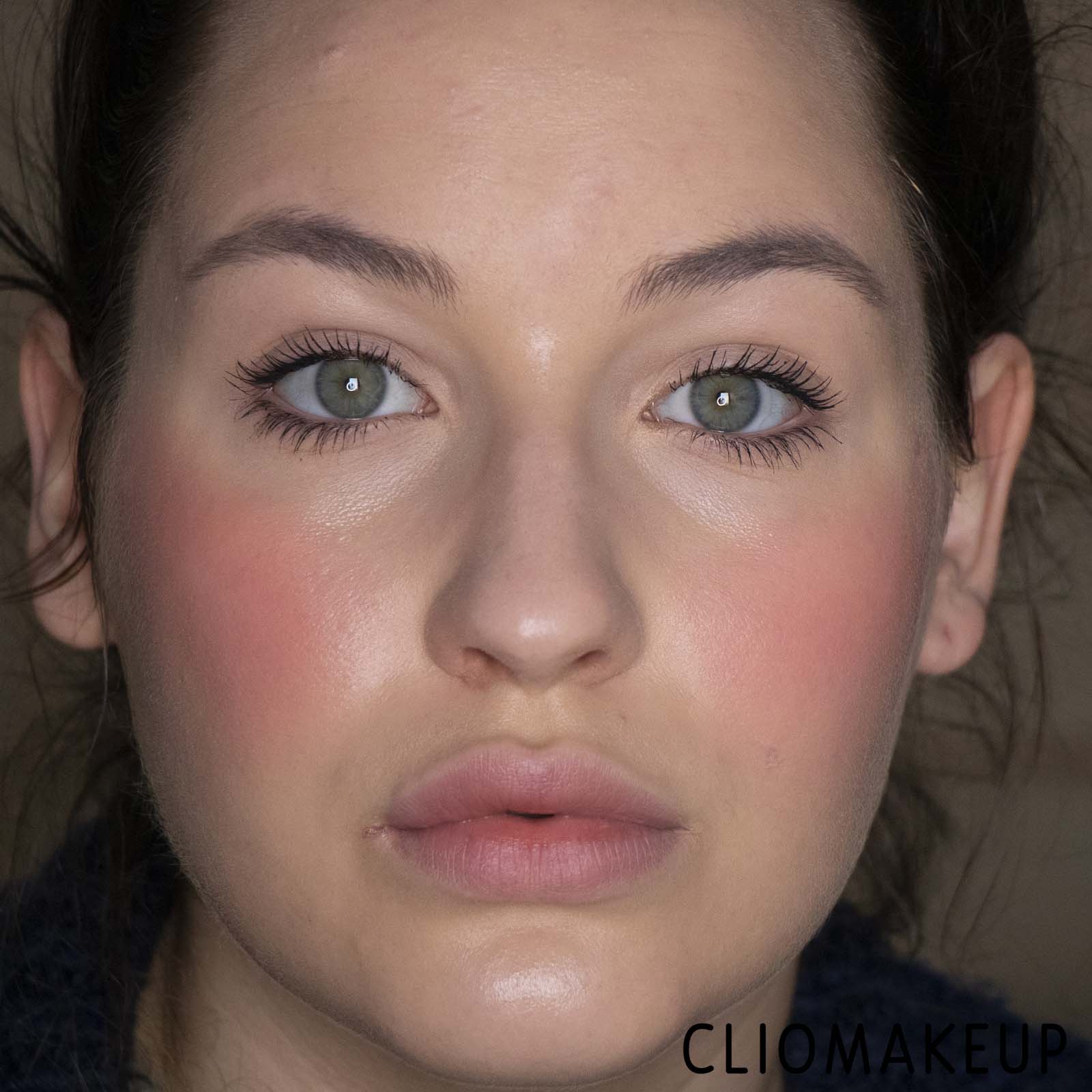 Recensione-Blush-Makeup-Revolution-Super-Dewy-Liquid-Blush-15