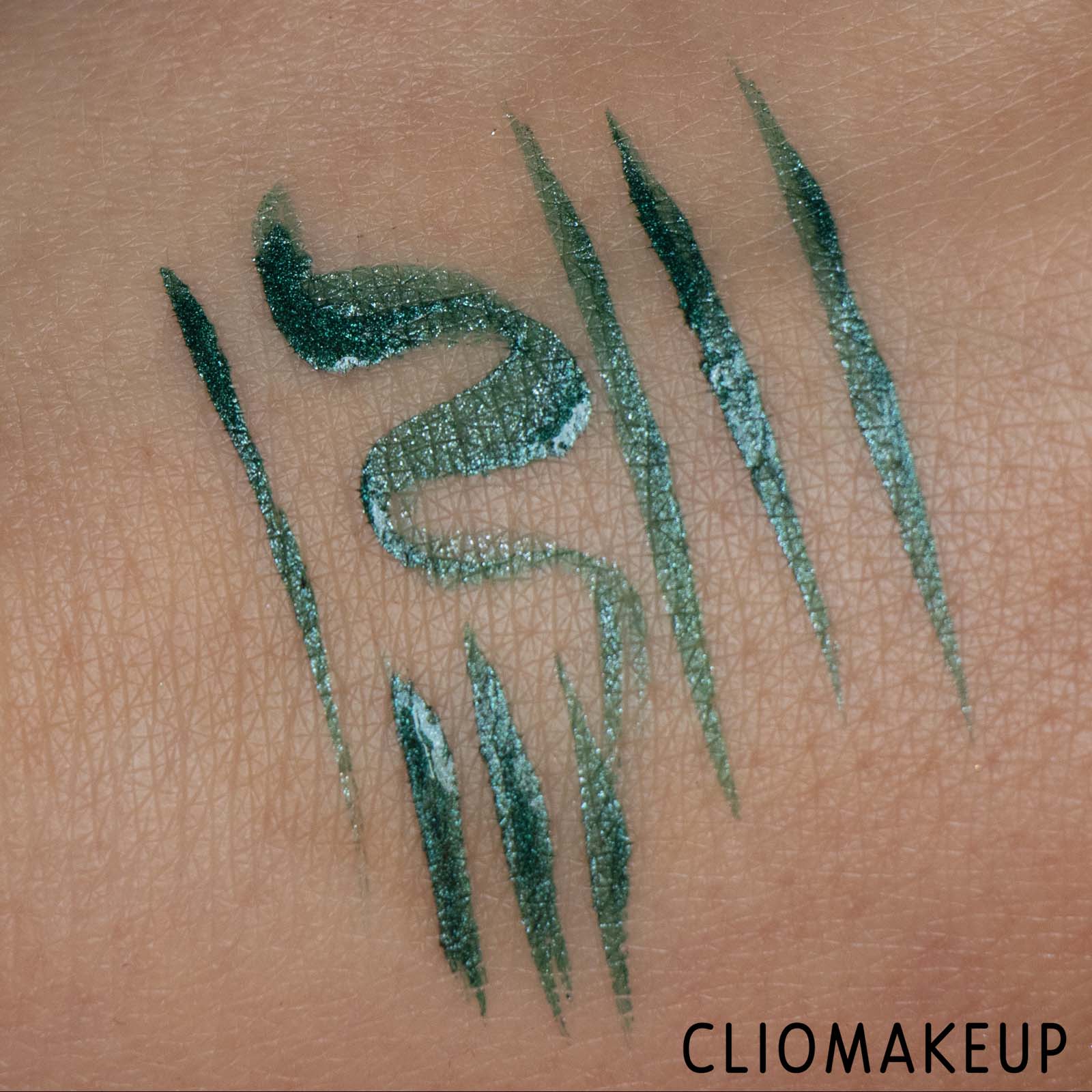 cliomakeup-Recensione-Eyeliner-Diego-Dalla-Palma-Green-Ballet-Eyeliner -6