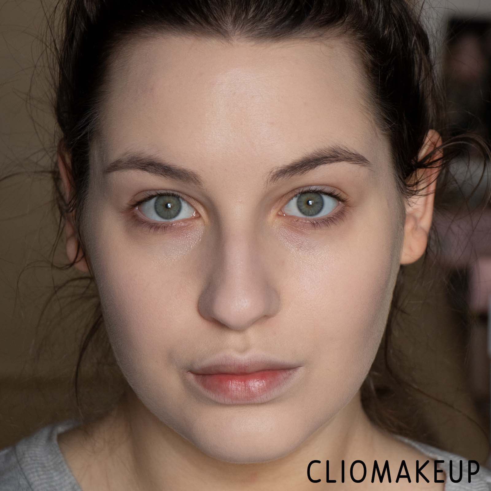 cliomakeup-Recensione-Fondotinta-Maybelline-Super-Stay-Active-Wear-Foundation-12