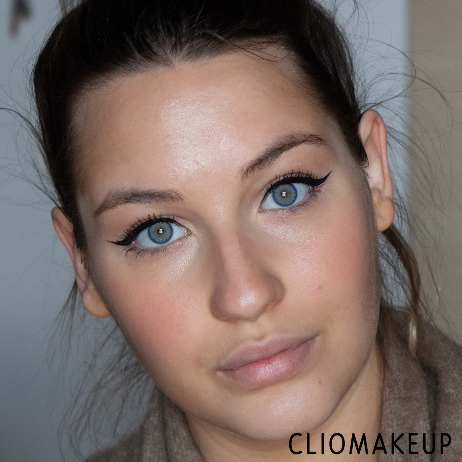 cliomakeup-Recensione-Recensione-Eyeliner-Catrice-24h-Brush-Liner-Eyeliner-14
