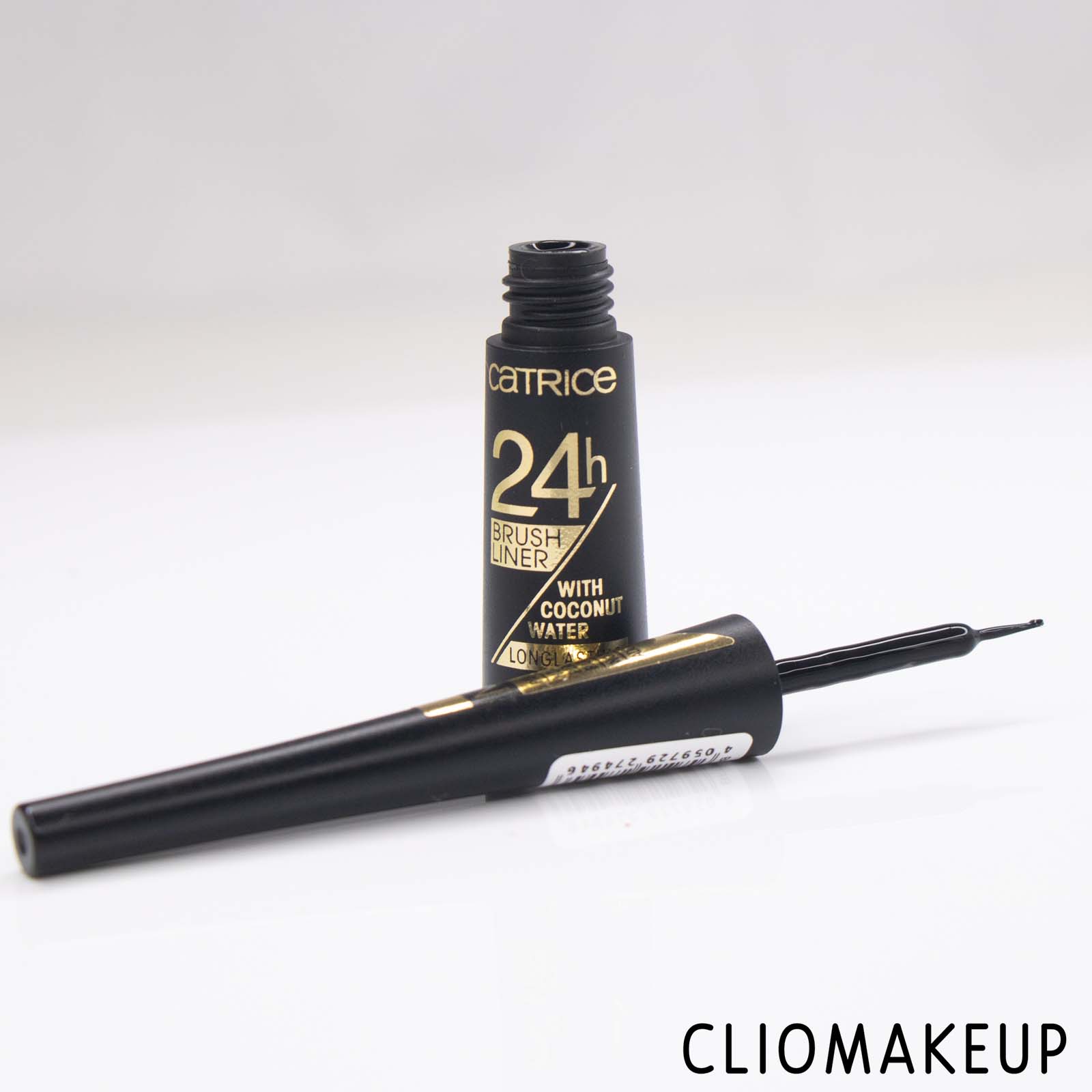 cliomakeup-Recensione-Recensione-Eyeliner-Catrice-24h-Brush-Liner-Eyeliner-4