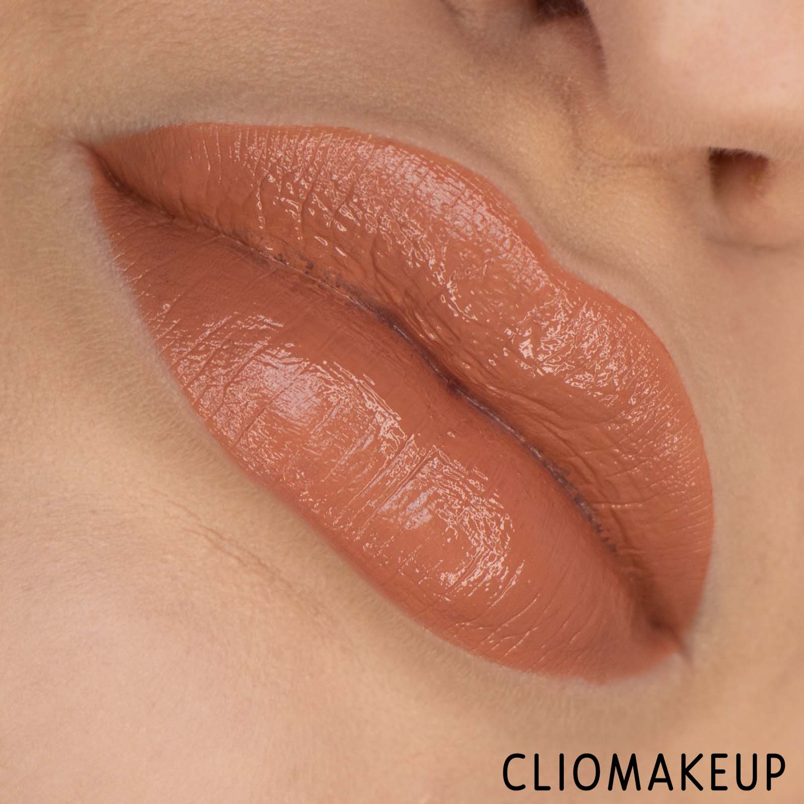 cliomakeup-Recensione-Rossetti-Mesauda-Extreme-Vinyl-Rossetto-Liquido-Ultra-Brillante-11