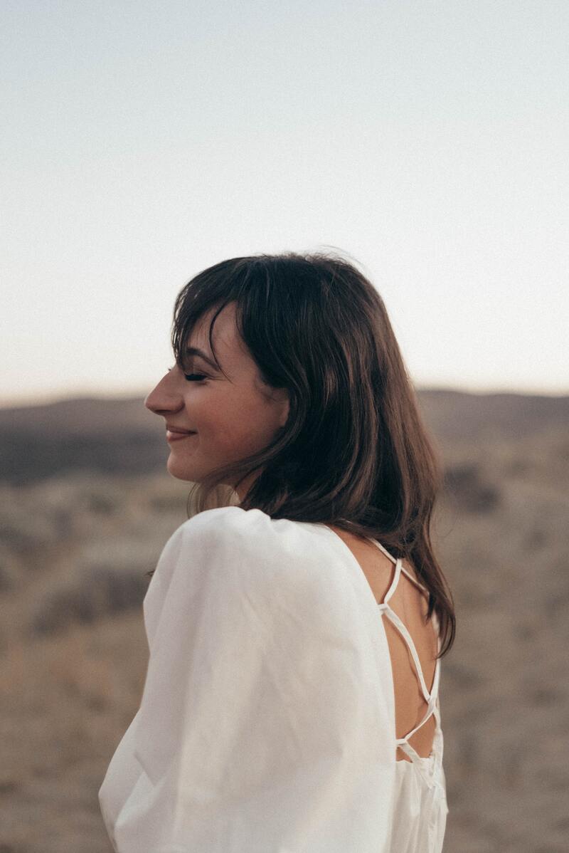 cliomakeup-come-scurire-i-capelli-castani-senza-tinta