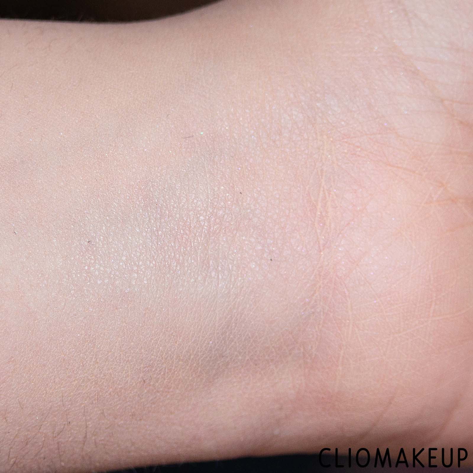 cliomakeup-recensione-cipria-kiko-mood-boost-perfecting-powder-8