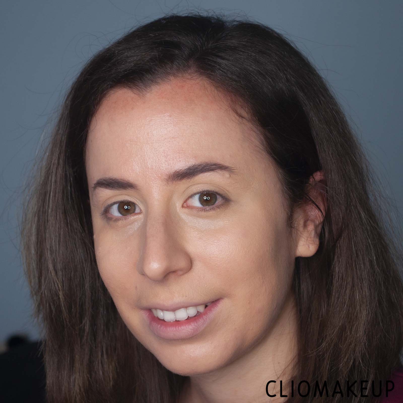 cliomakeup-recensione-cipria-shiseido-synchro-skin-invisible-silk-loose-powder-9