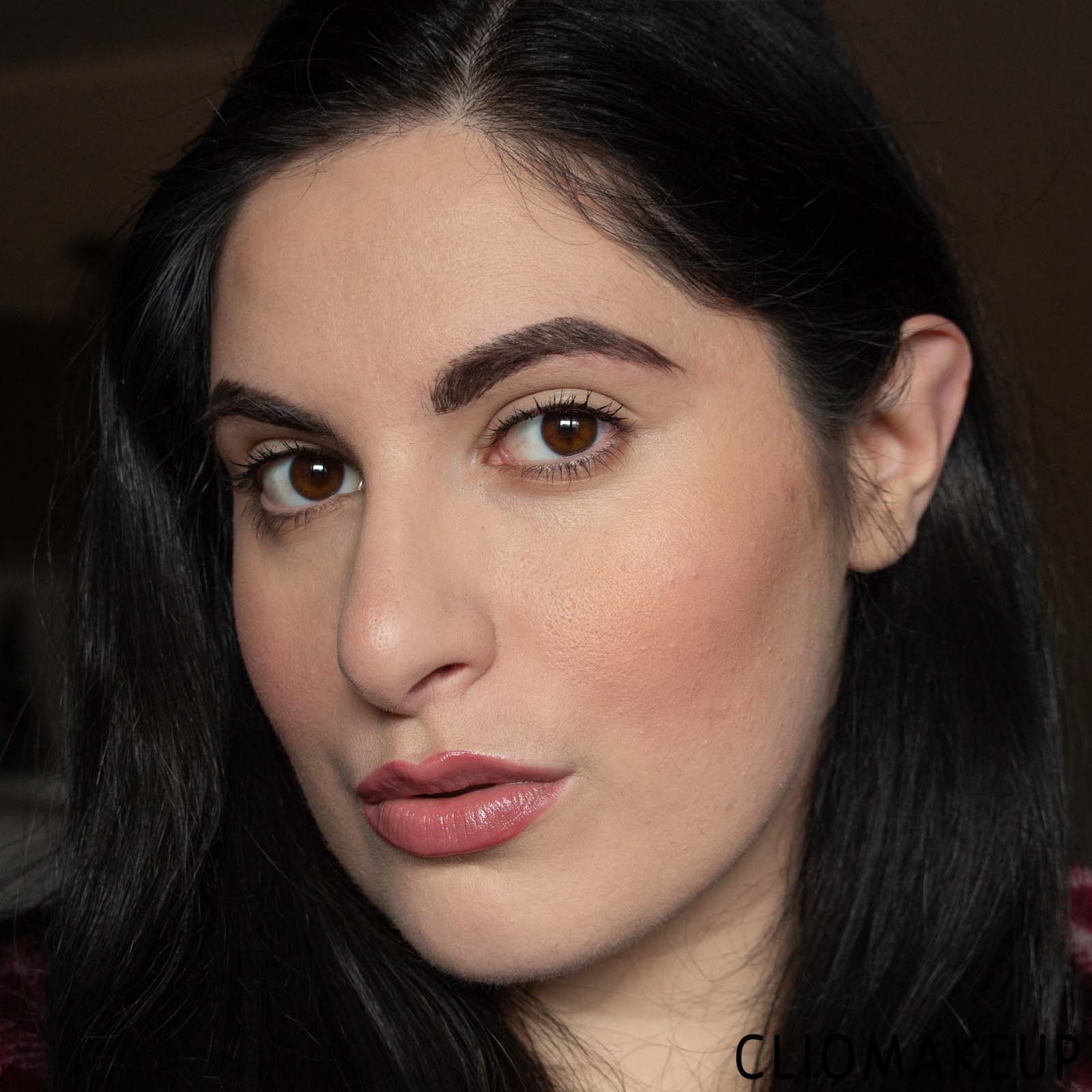 cliomakeup-recensione-fondotinta-revolution-pro-foundation-drops -14