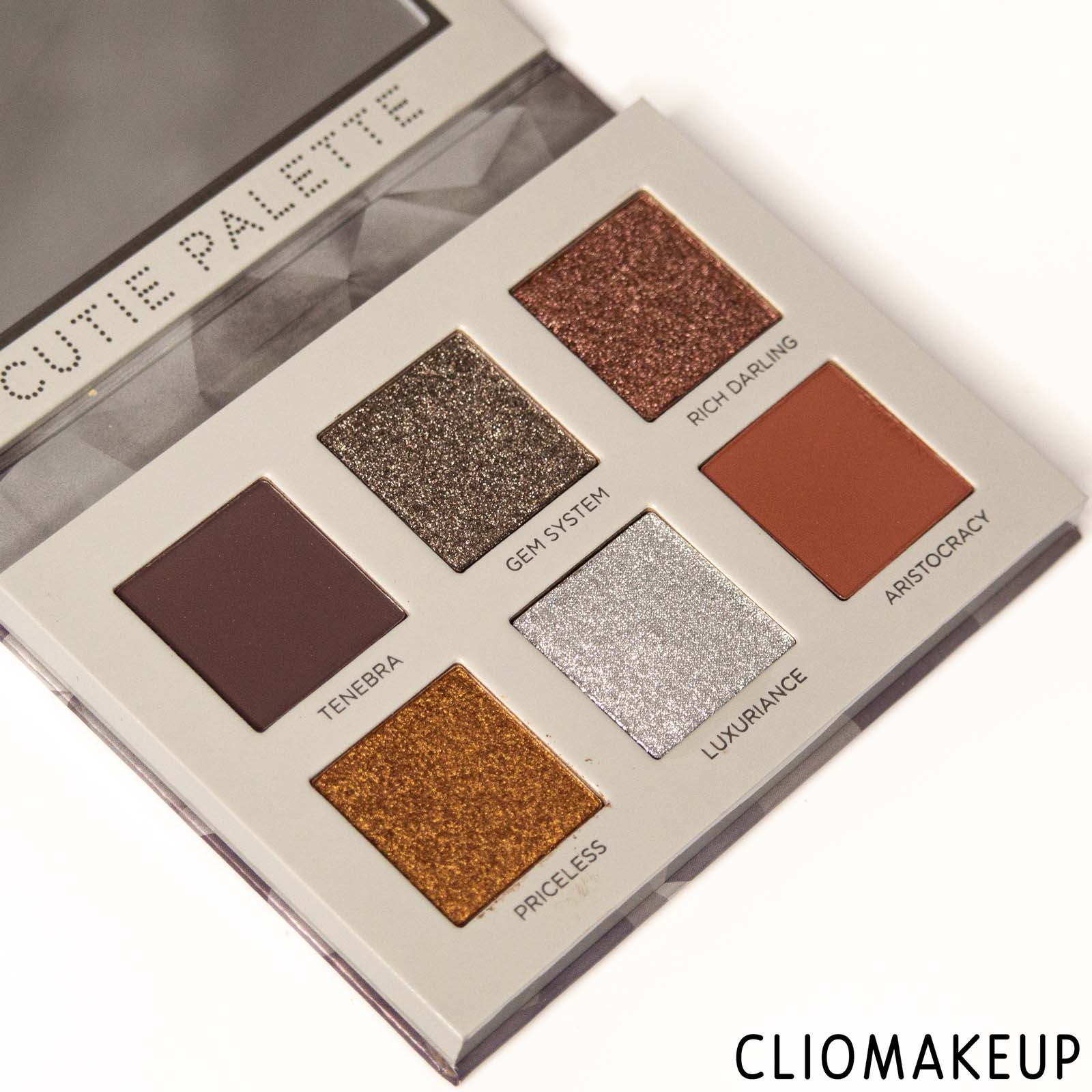 cliomakeup-recensione-palette-nabla-cutie-eyeshadow-and-pressed-pigment-palette-3
