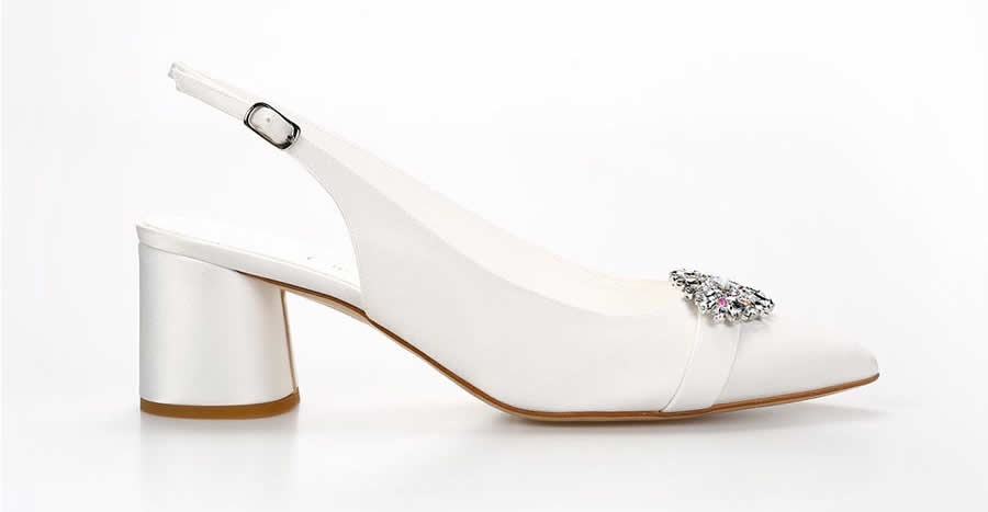 cliomakeup-scarpe-sposa-2021-8-nicole