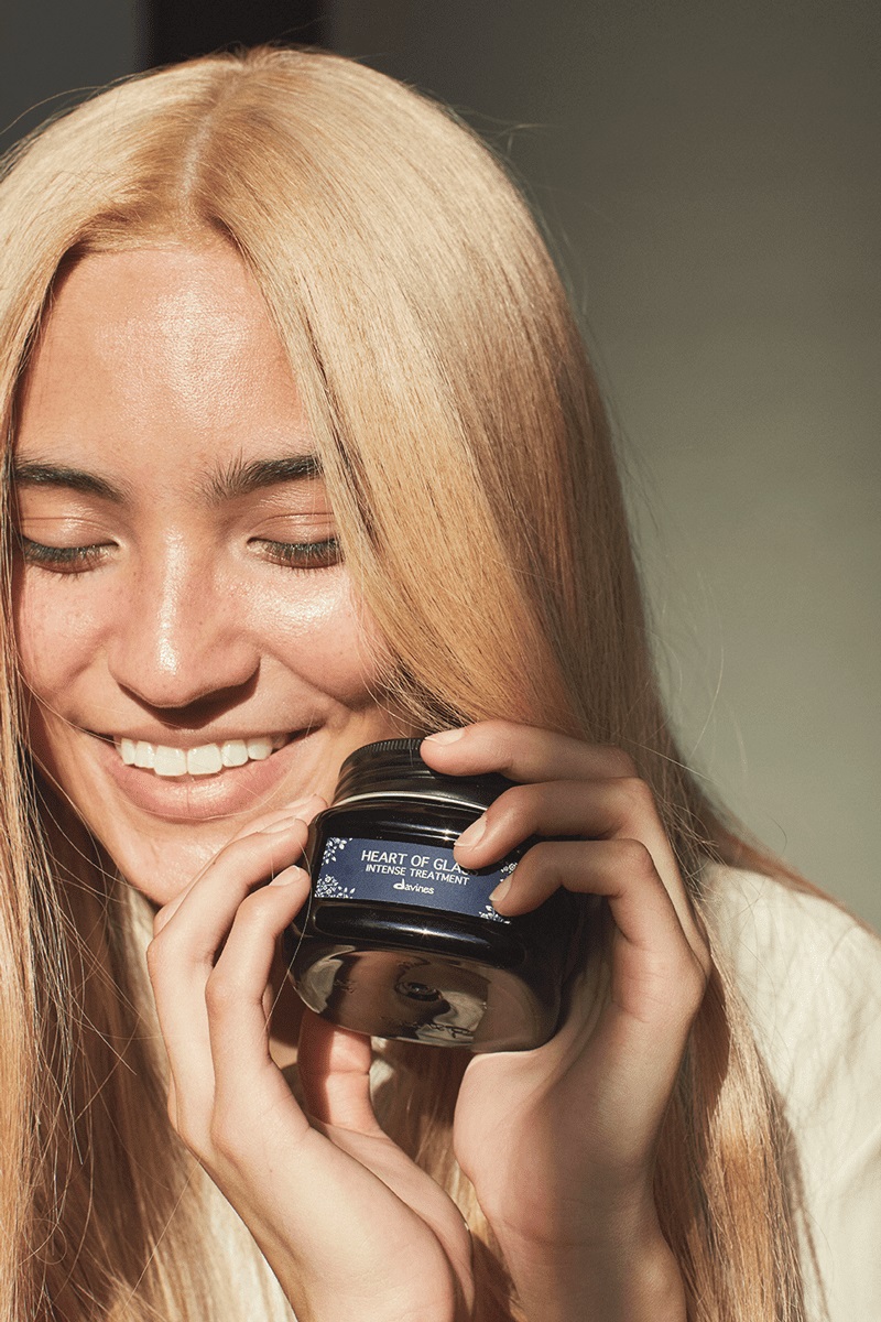 cliomakeup-sculptoning-hair-of-glass-davines