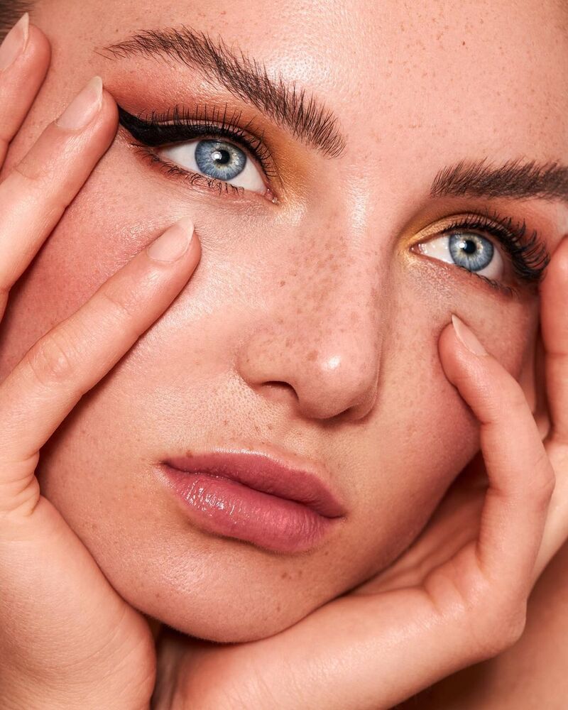 cliomakeup-trucco-primavera-2021-ciglia-mascara