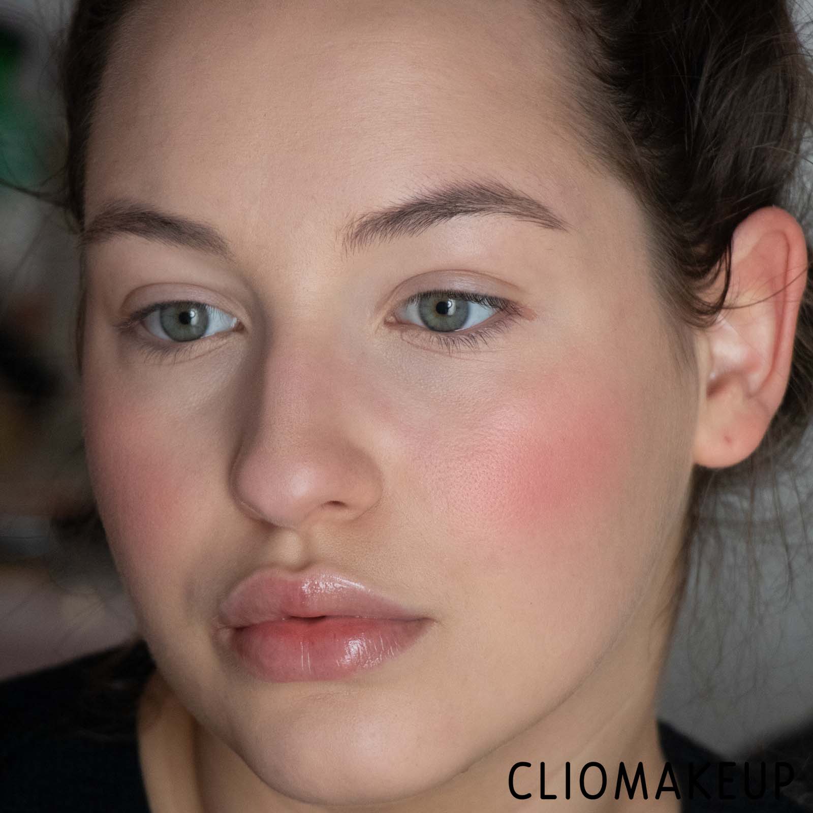 Cliomakeup-Recensione-Fondotinta-Diego-Dalla-Palma-Stay-On-Me-Fondotinta-No-Transfer-14