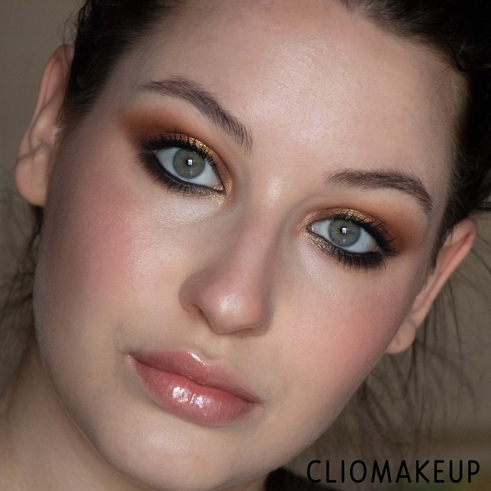 Cliomakeup-Recensione-Gloss-Maybelline-Lifter-Gloss-14