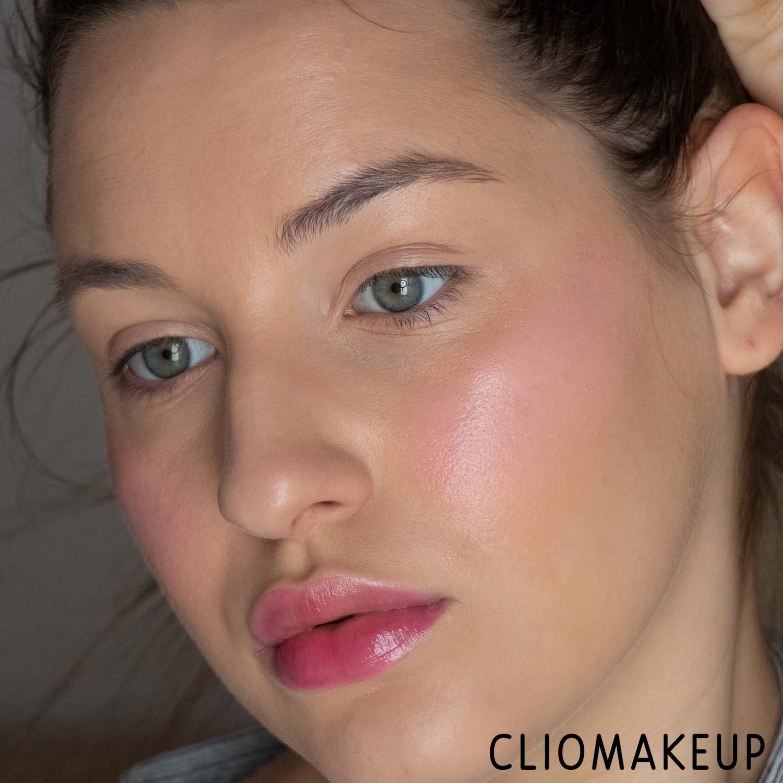 Cliomakeup-Recensione-Tinta-Too-Faced-Peach-Bloom-Color-Blossoming-Lip-E-Cheek-Tint-14