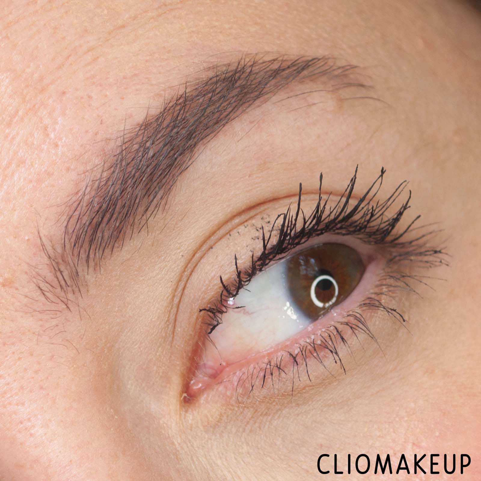 cliomakeup-recensione-mascara-maybelline-the-colossal-go-extreme-13