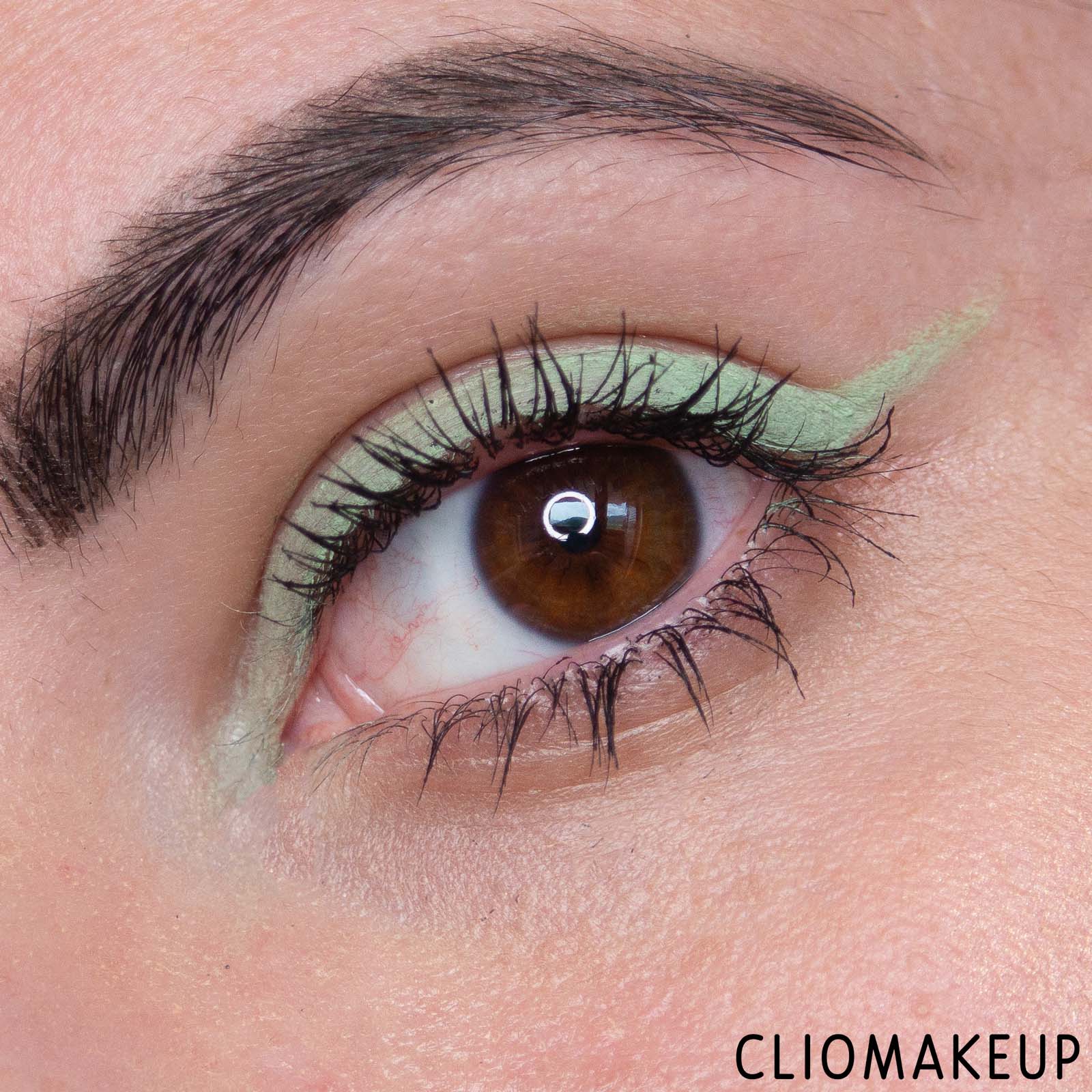 cliomakeup-recensione-ombretto-elf-mintmelt-no-budge-eyeshadow-11