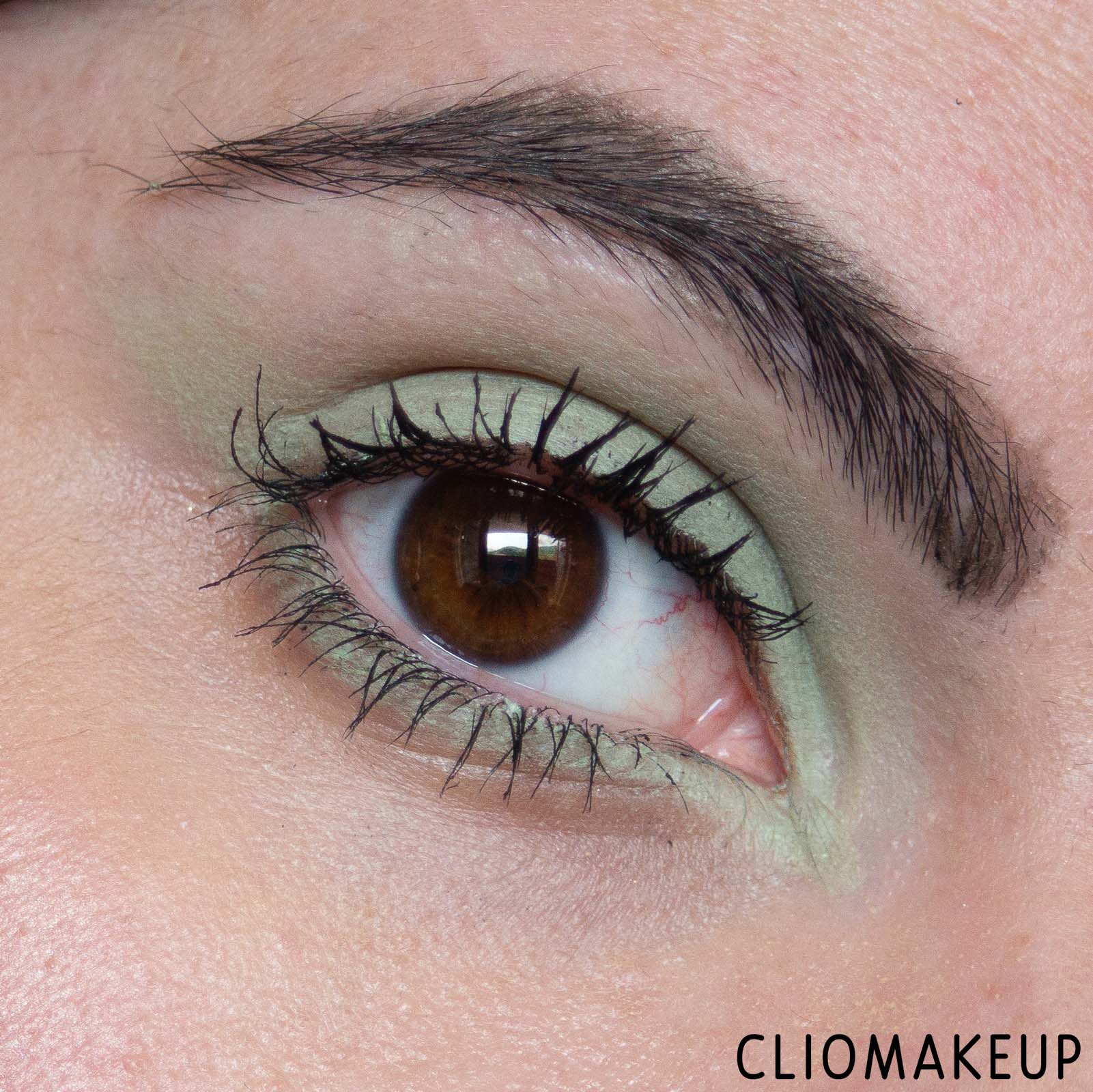 cliomakeup-recensione-ombretto-elf-mintmelt-no-budge-eyeshadow-13