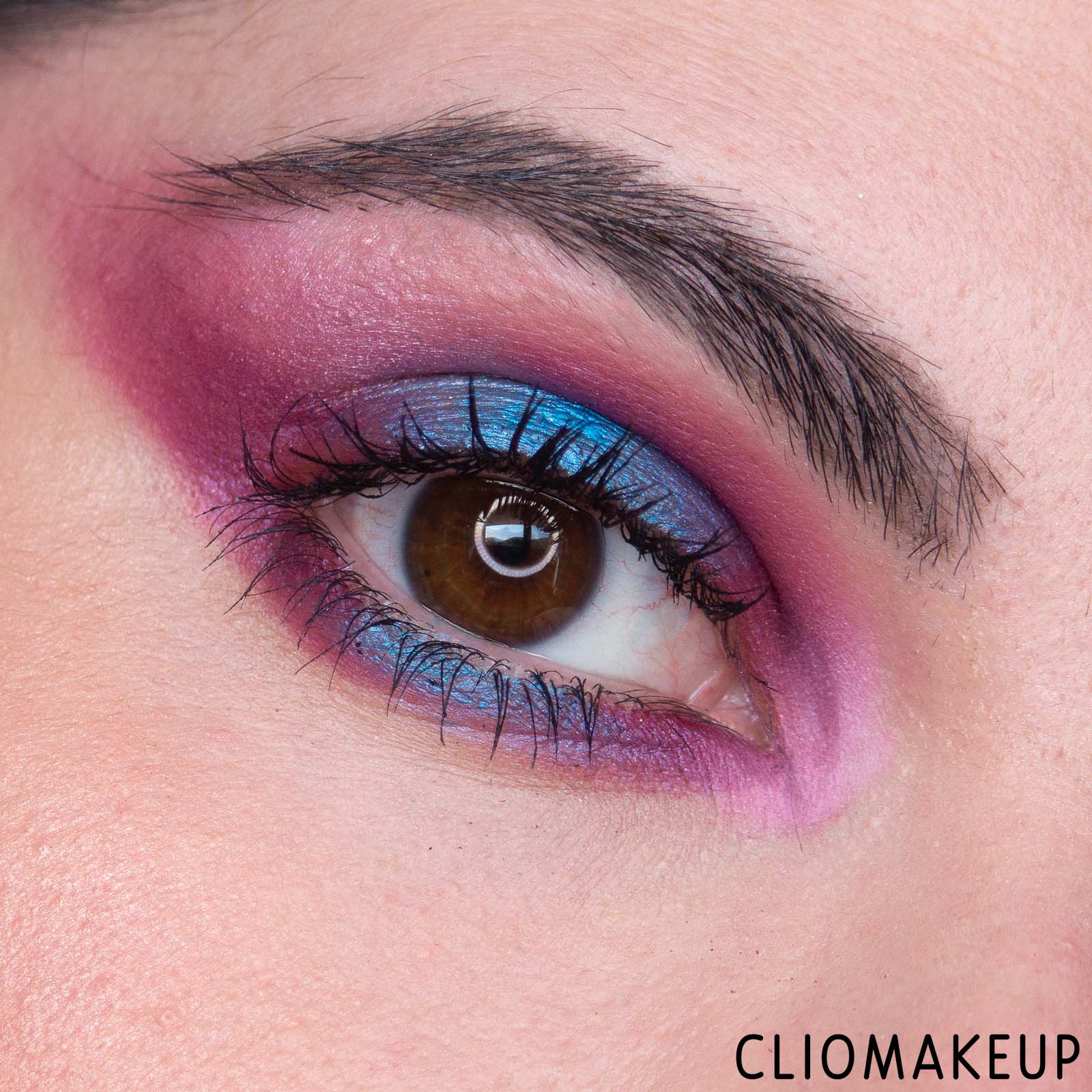 cliomakeup-recensione-palette-makeup-revolution-ultra-violet-reflective-palette-11