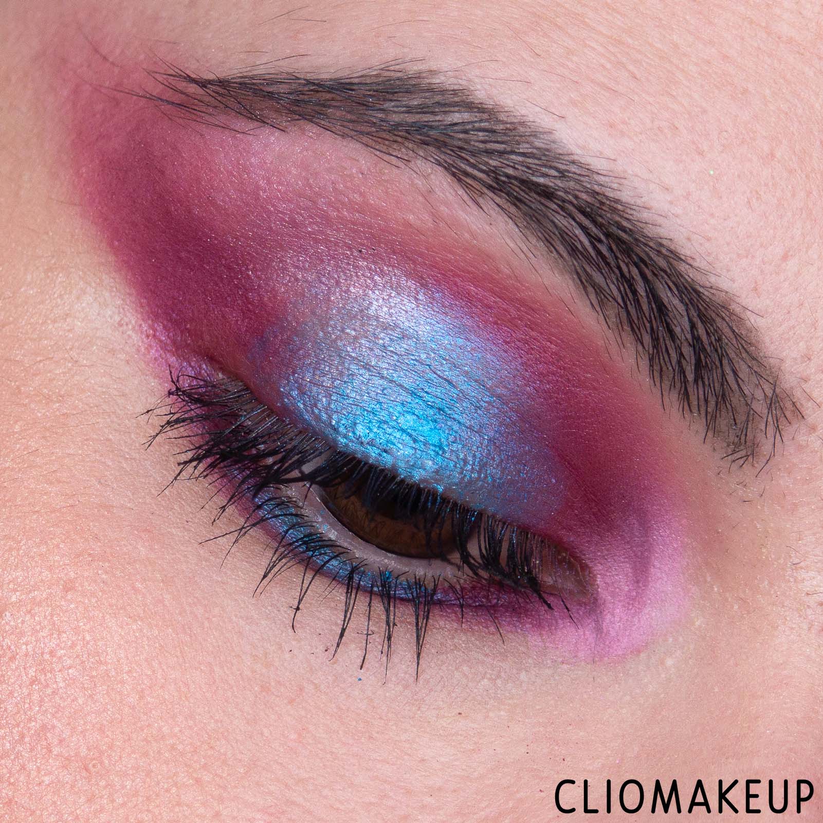 cliomakeup-recensione-palette-makeup-revolution-ultra-violet-reflective-palette-12
