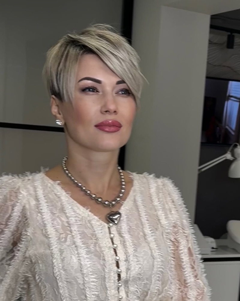 tagli-capelli-che-invecchiano-pixie