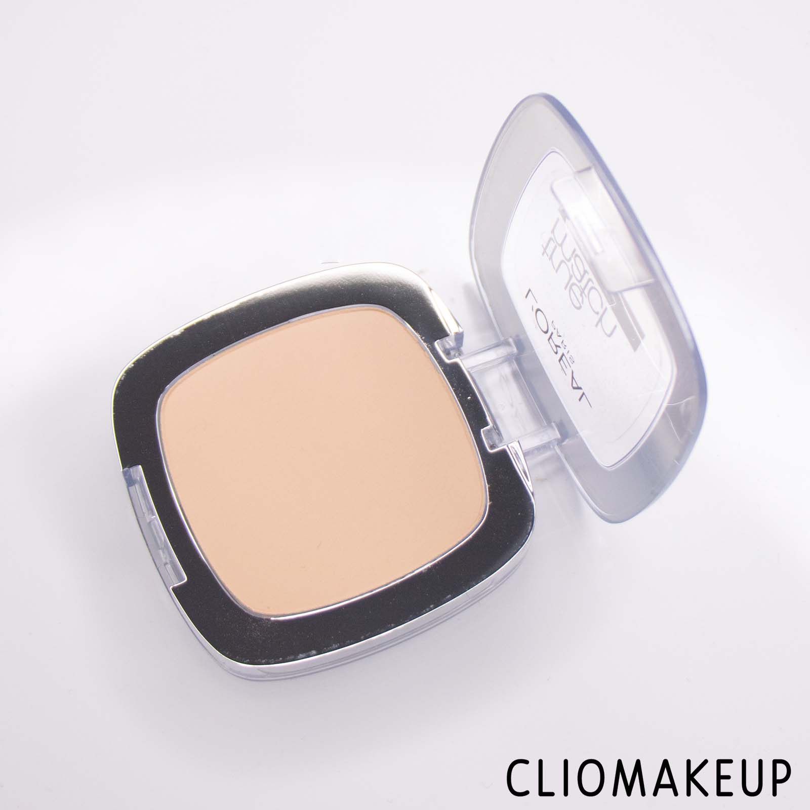 Cliomakeup-Recensione-Cipria-L’Oreal-True-Match-Super-Blendable-Perfecting-Powder-5
