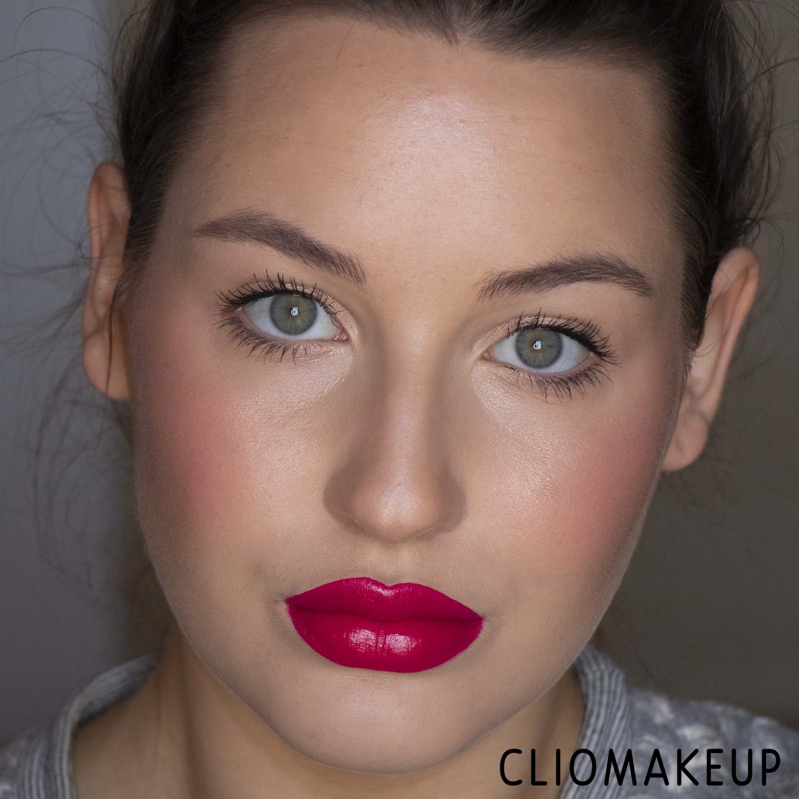 Cliomakeup-Recensione-Rossetto-MAC-Love-Me-Liquid-Lipcolour-15
