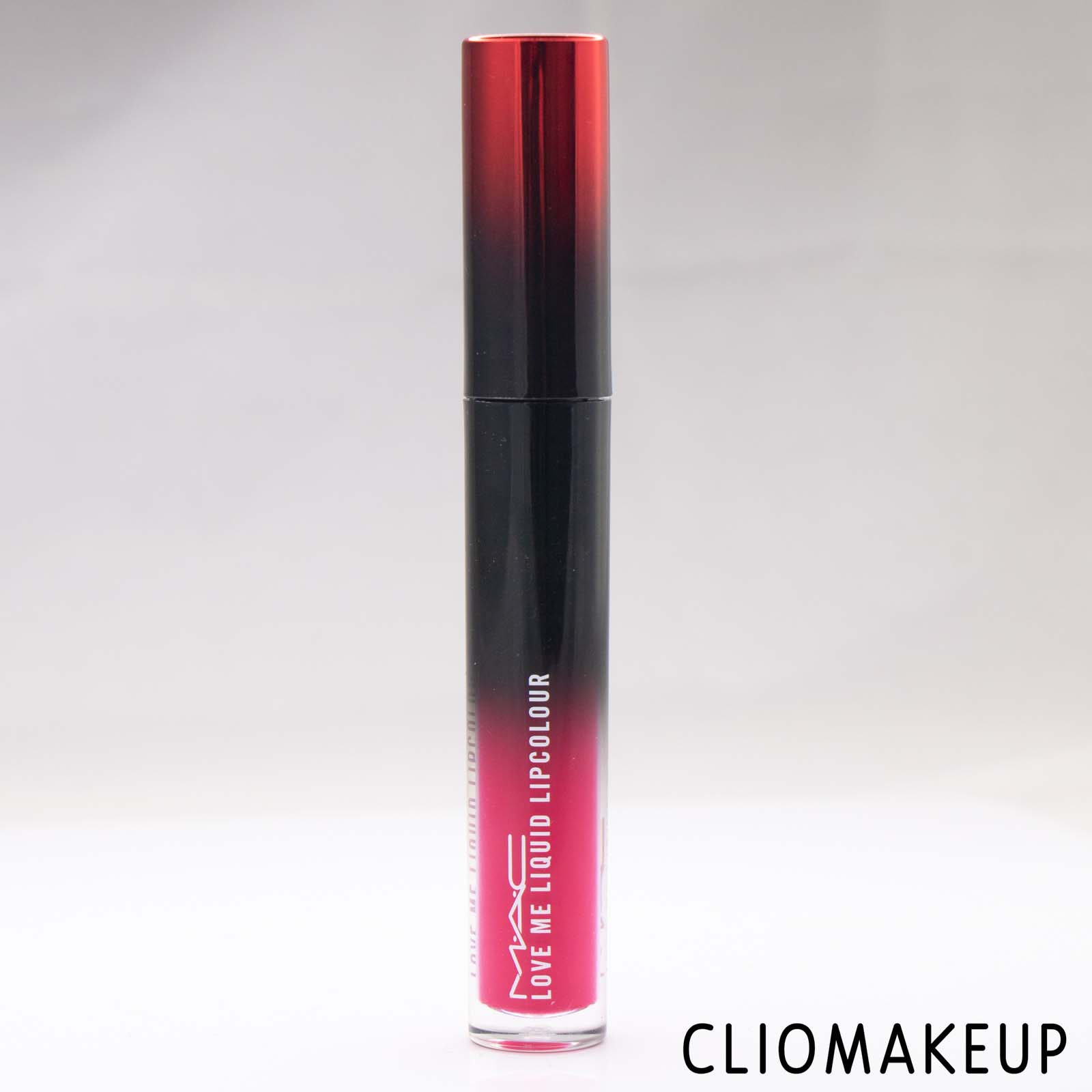 Cliomakeup-Recensione-Rossetto-MAC-Love-Me-Liquid-Lipcolour-4