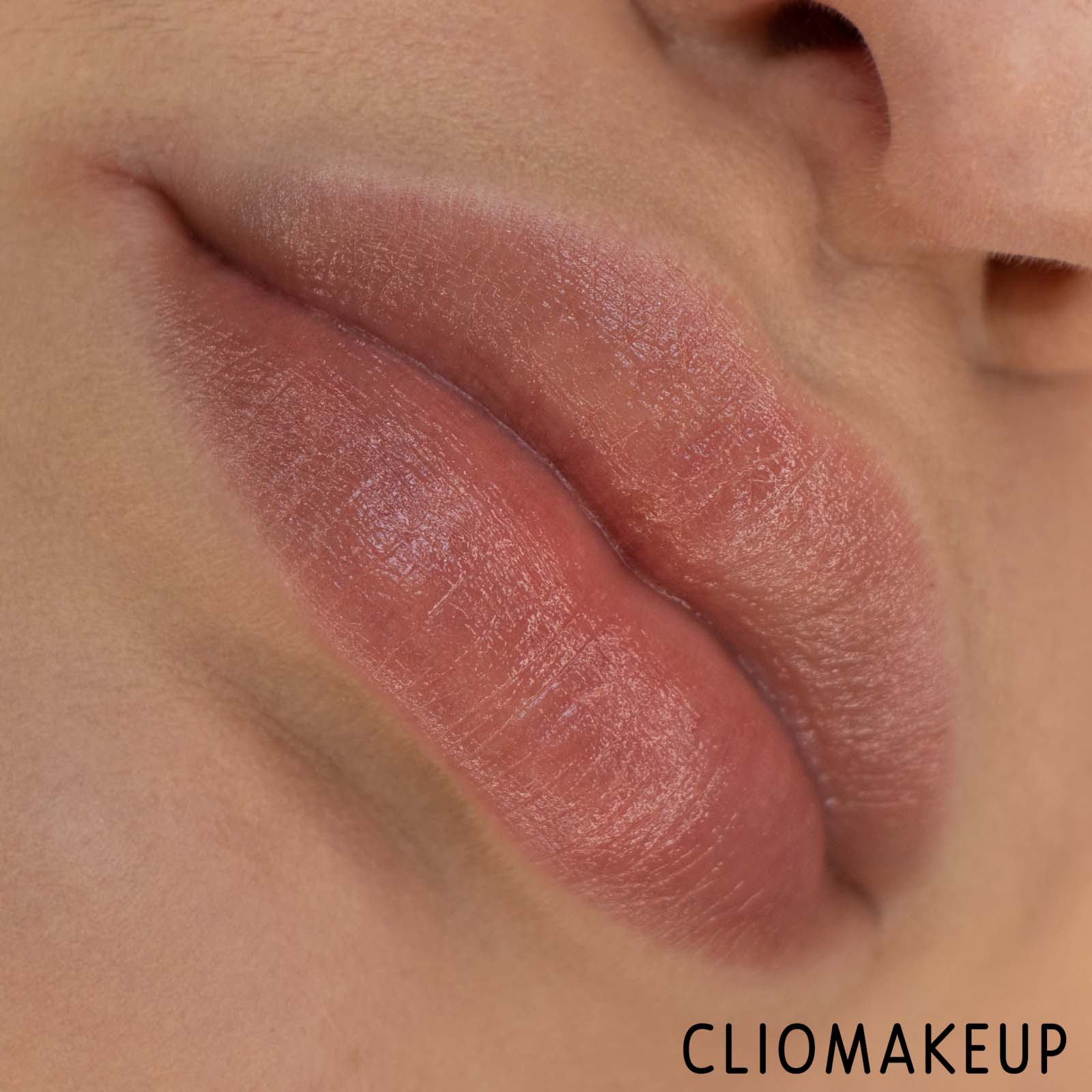 Cliomakeup-Recensione-Balsami-Labbra-Labello-Fruity-Shine-11