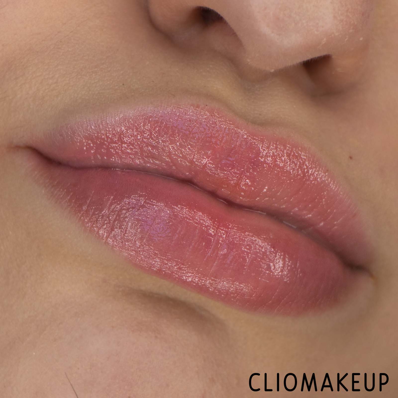 Cliomakeup-Recensione-Balsami-Labbra-MAC-Glow-Play-Lip-Balm-13