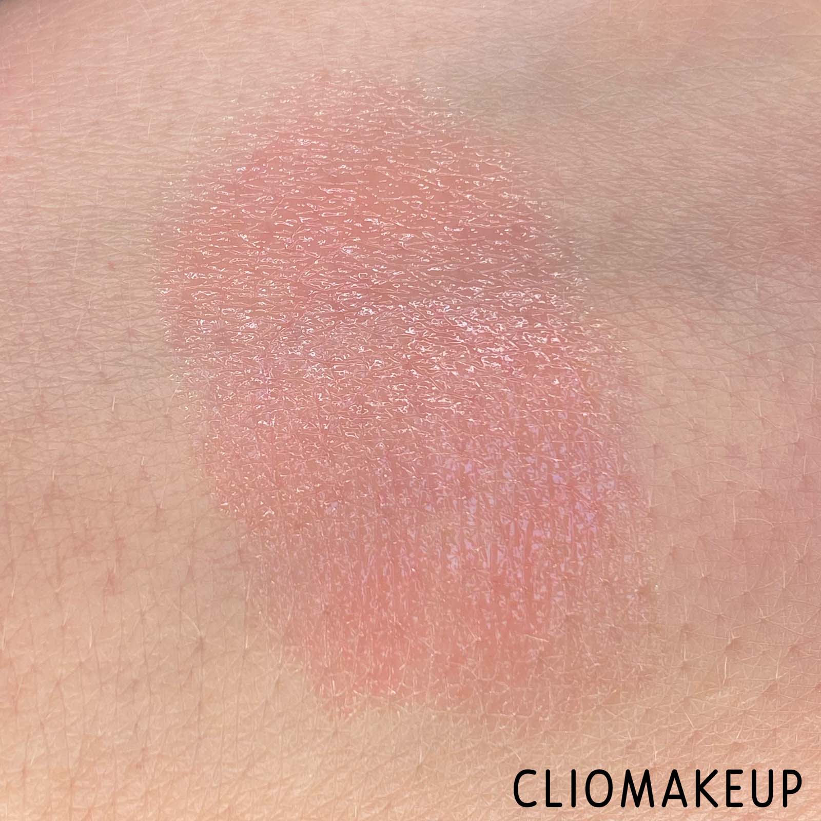 Cliomakeup-Recensione-Balsami-Labbra-MAC-Glow-Play-Lip-Balm-7