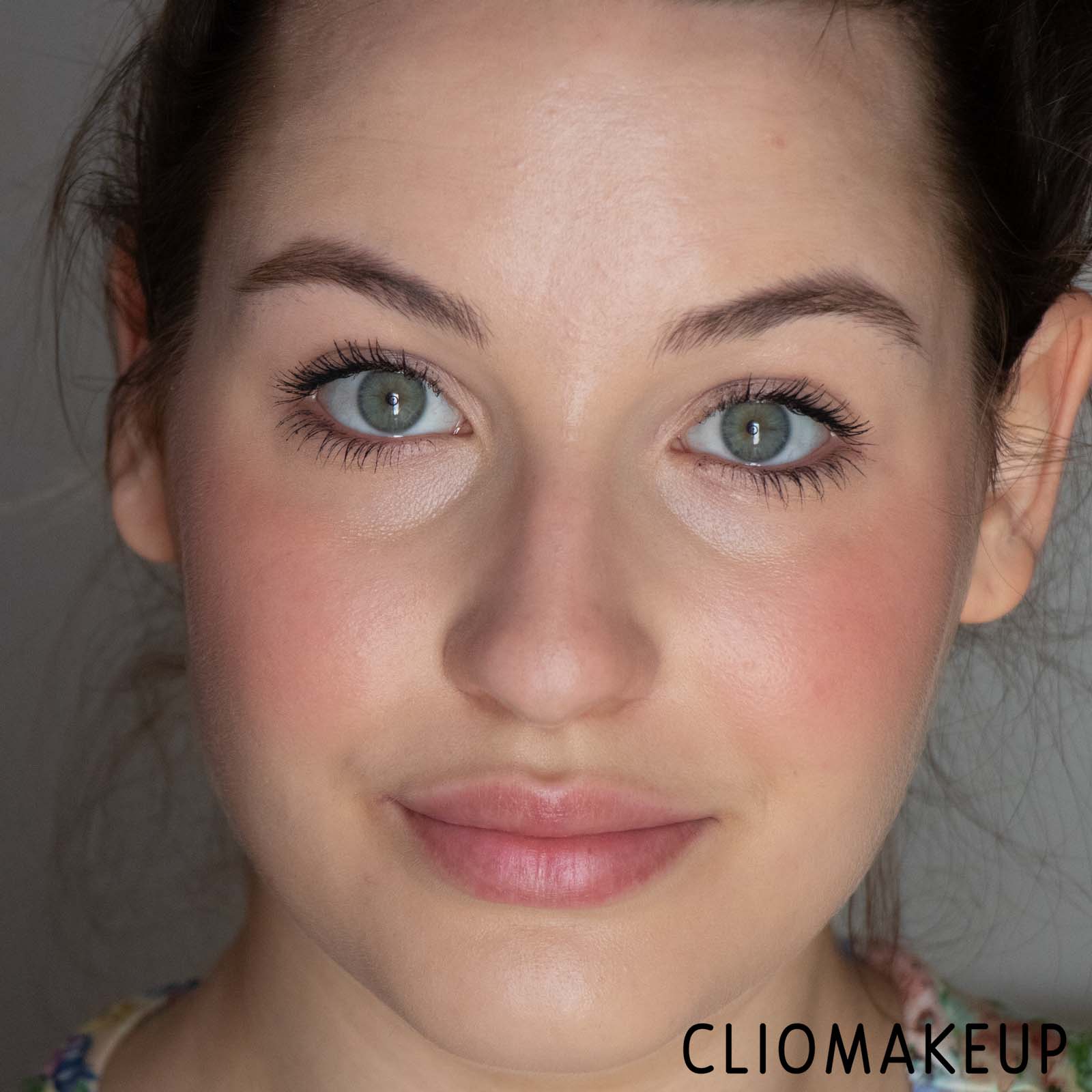 Cliomakeup-Recensione-Balsamo-Labbra-Burt’s-Bees-Beeswax-Lipbalm-14