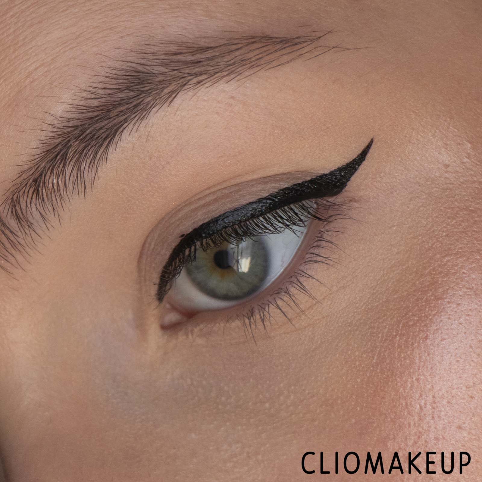 Cliomakeup-Recensione-Eyeliner-Revolution-Relove-Slick-Flick-Eyeliner-11