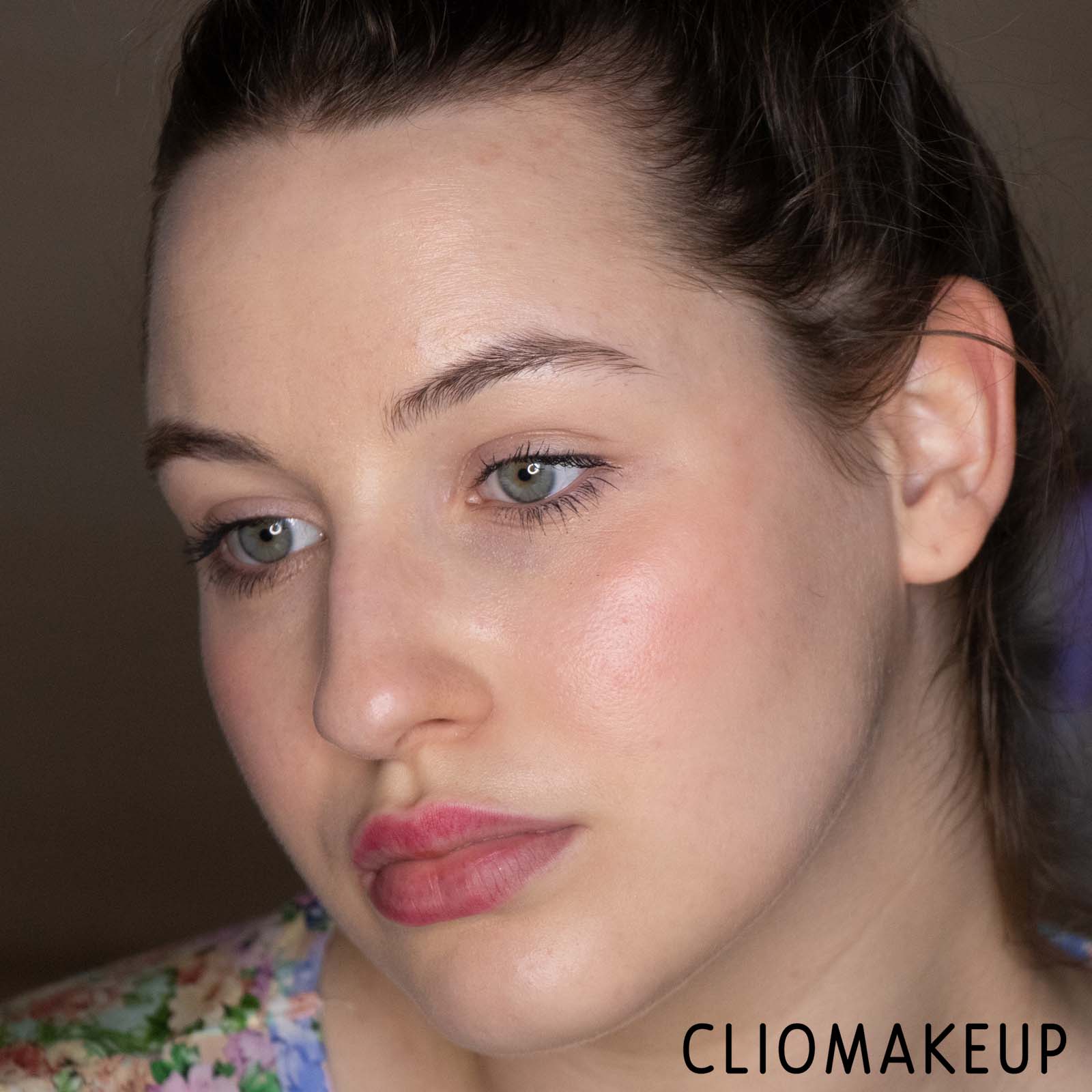 Cliomakeup-Recensione-Palette-Huda-Beauty-Glow-Obsessions-Mini-Face-Palette-11