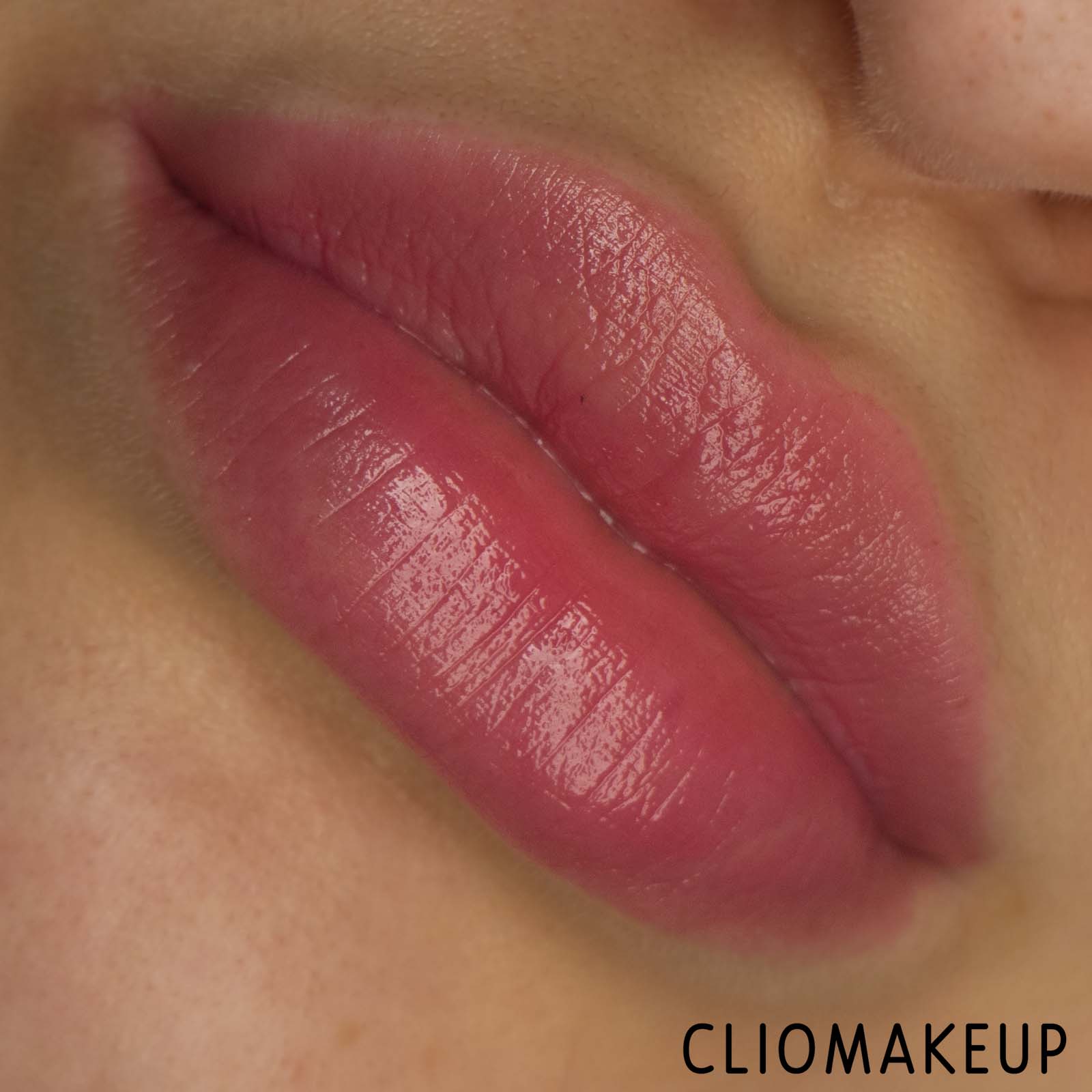 Cliomakeup-Recensione-Rossetti-Neve-Cosmetics-Dessert-À-Lèvres-Lipstick-Sweet-Sorbetto-Texture-Spf20-14