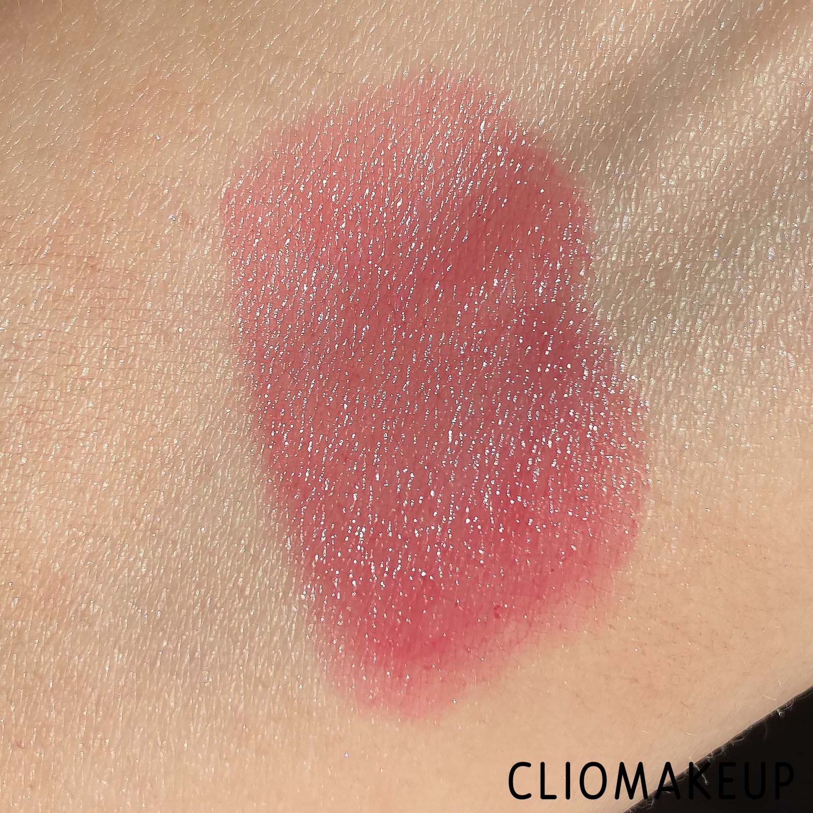 Cliomakeup-Recensione-Rossetti-Neve-Cosmetics-Dessert-À-Lèvres-Lipstick-Sweet-Sorbetto-Texture-Spf20-8