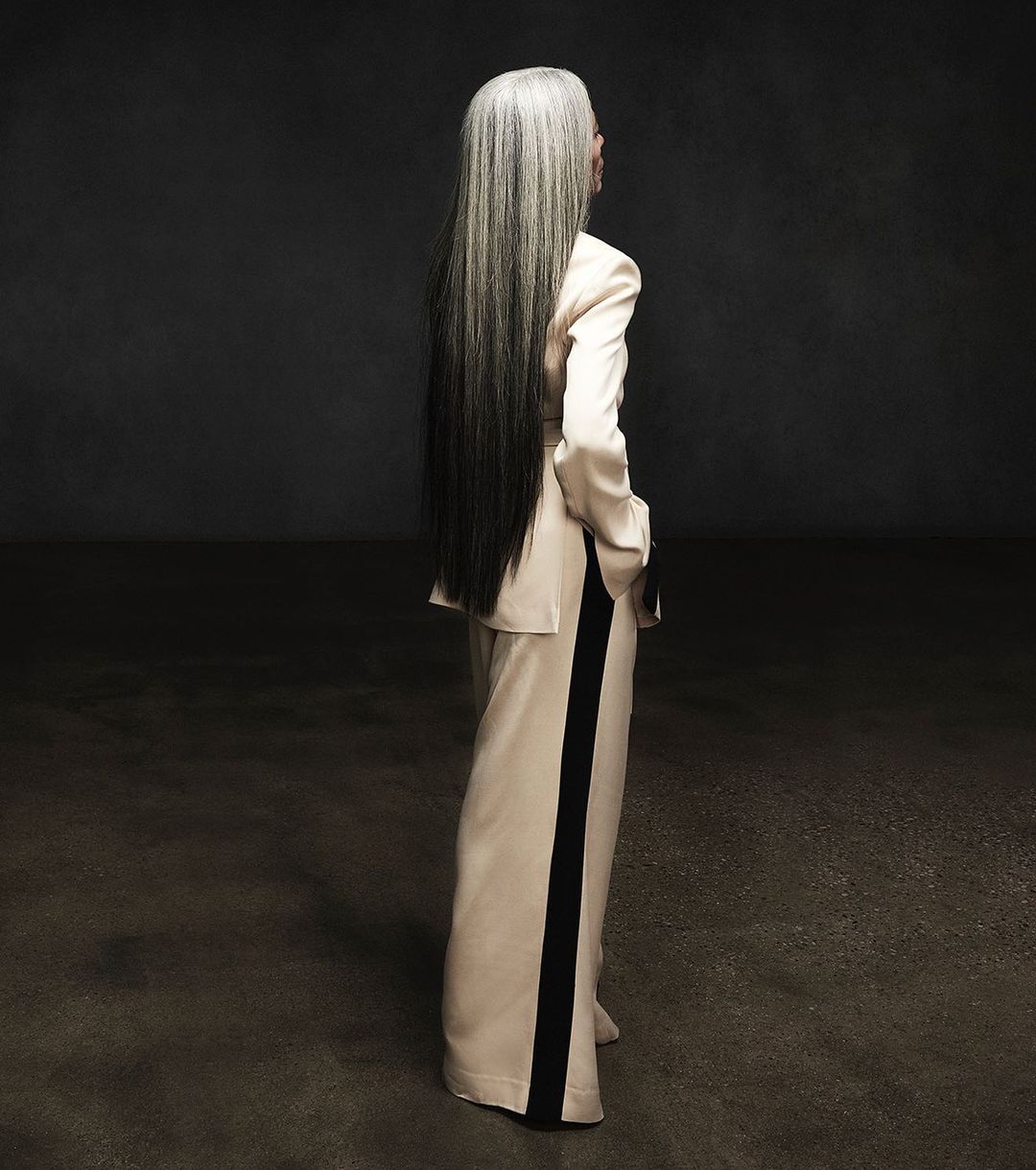 Cliomakeup-star-capelli-senza-tinta-joani-johnson-capelli-lunghi