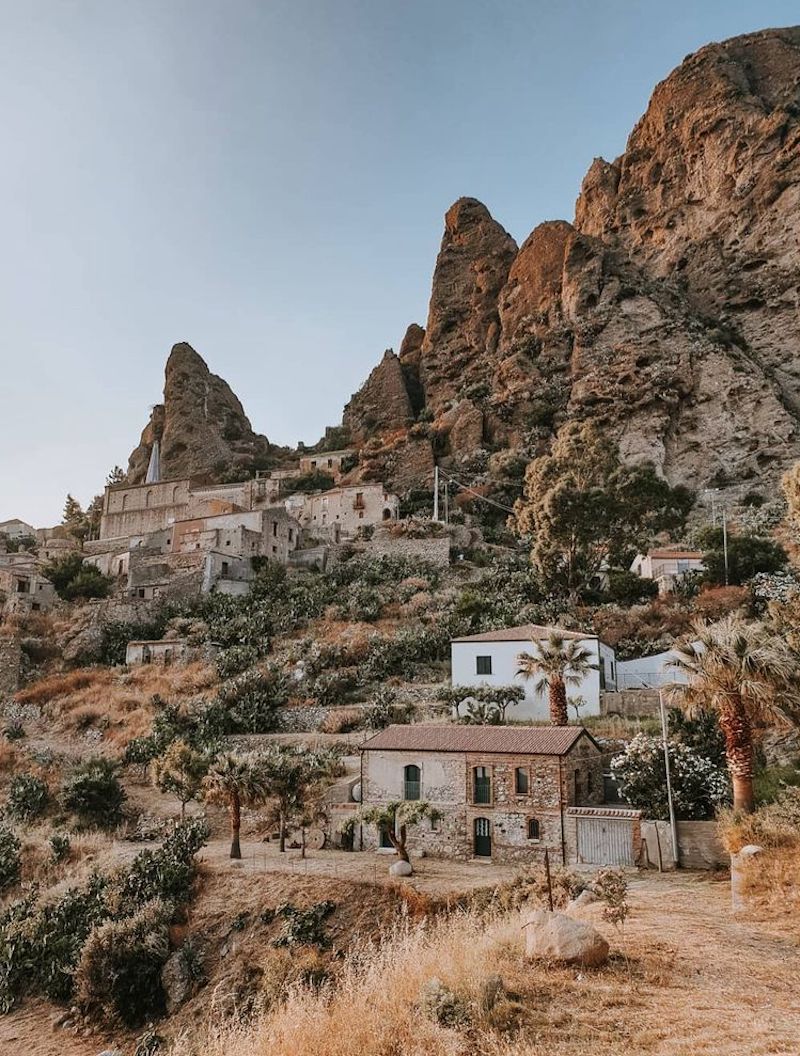 cliomakeup-calabria-pentedattilo