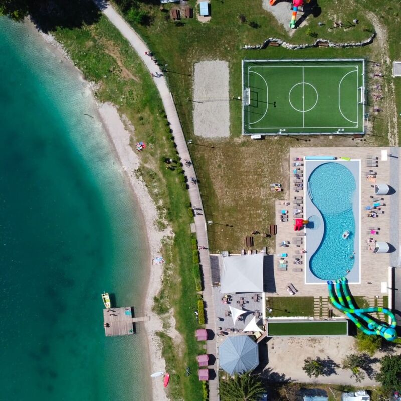 cliomakeup-campeggi-in-italia-camping-al-sole-piscina