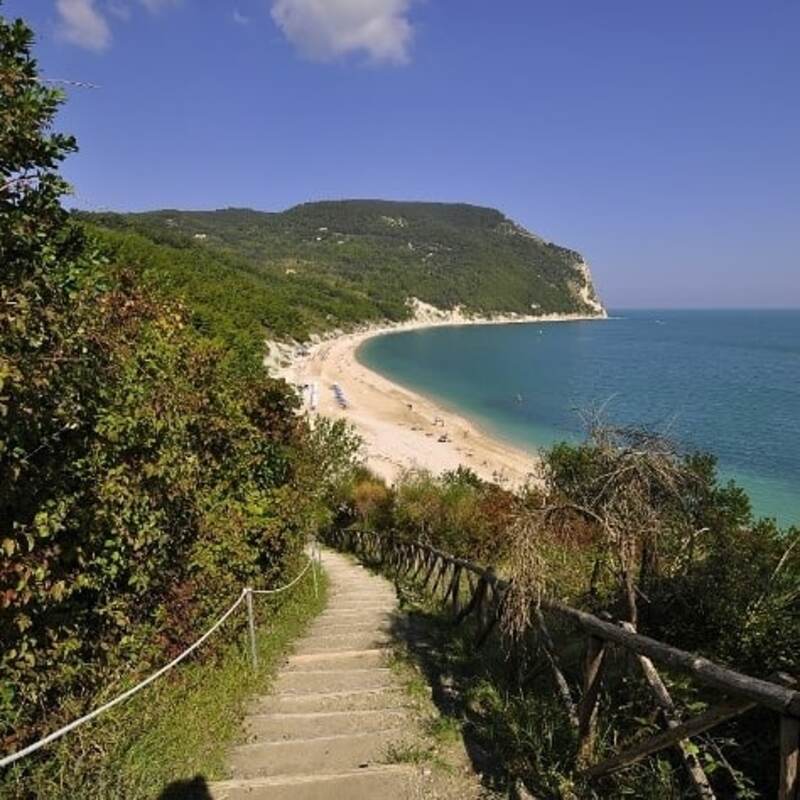 cliomakeup-campeggi-in-italia-sirolo