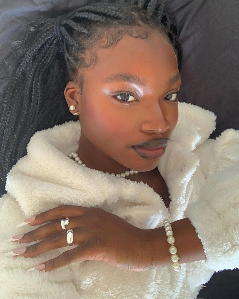 cliomakeup-come-mettere-bene-illuminante-occhi