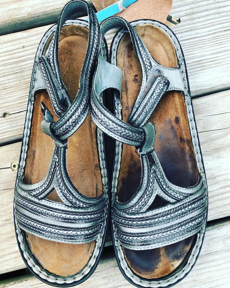 cliomakeup-come-togliere-aloni-dai-sandali-teamclio-2