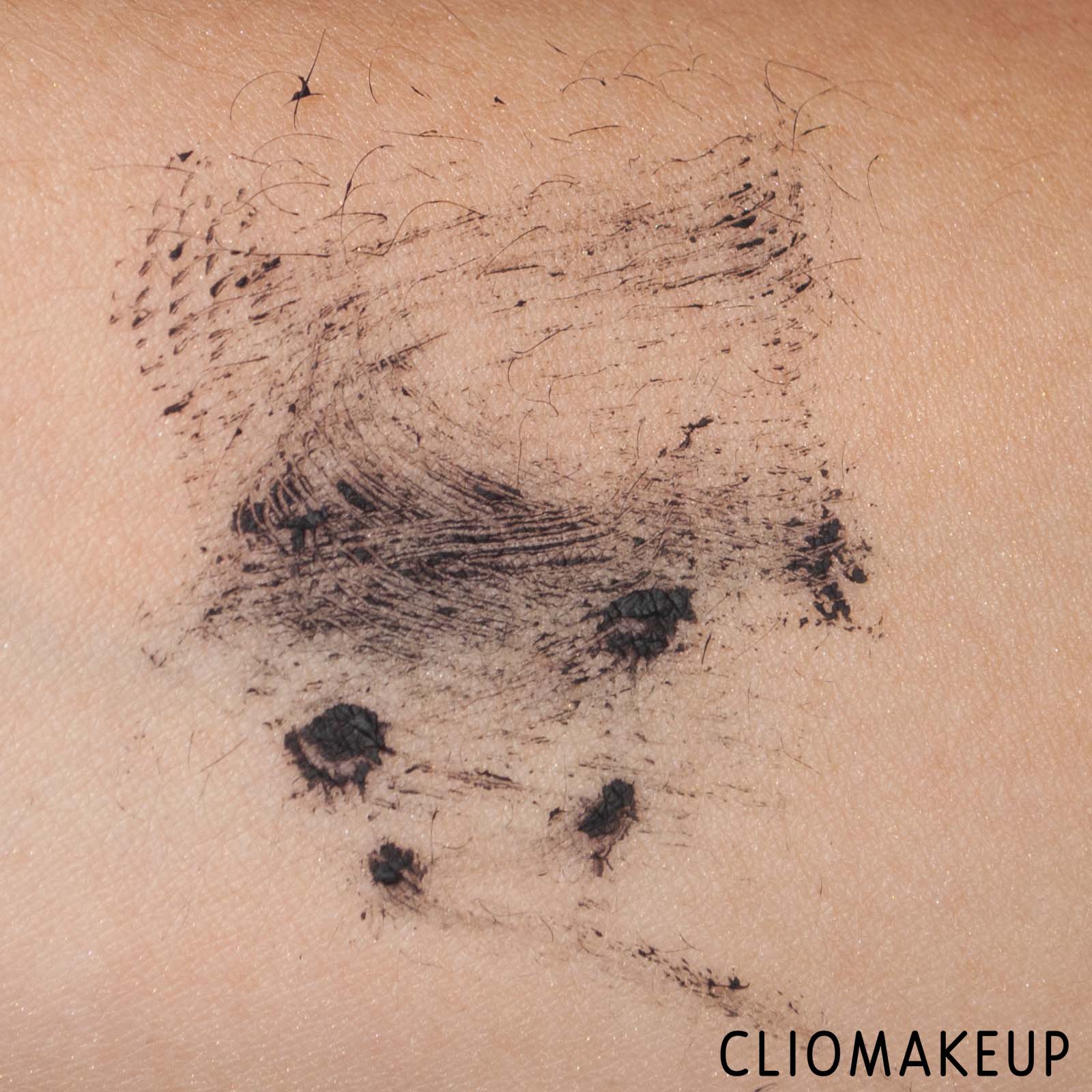 cliomakeup-recensione-mascara-wycon-huephorya-colour-explosion-insta-lashes-mascara-7