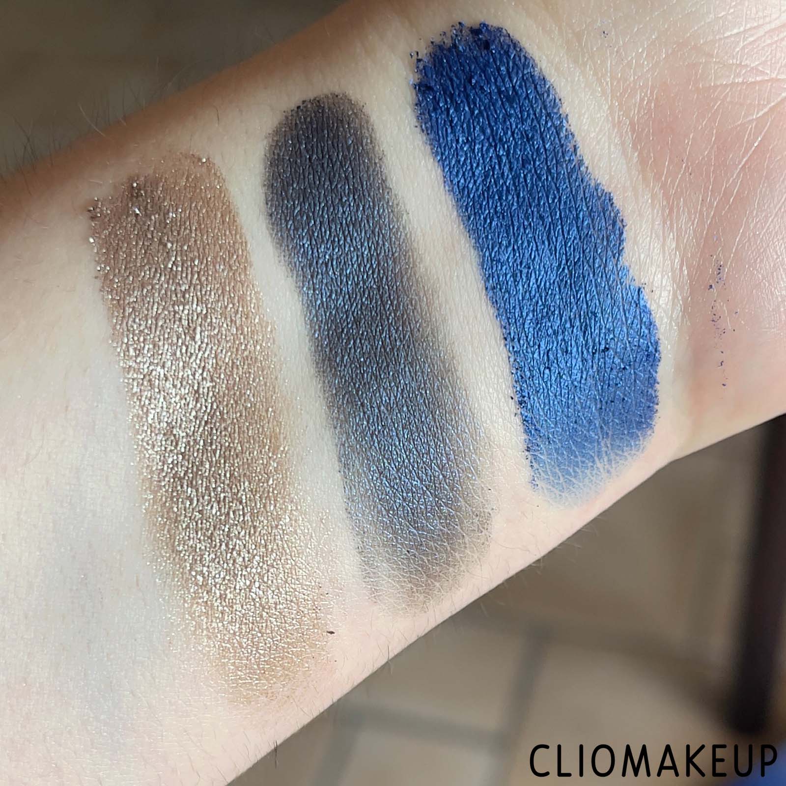 cliomakeup-recensione-palette-revolution-relove-colour-play-eyeshadow-palette-manifest-8