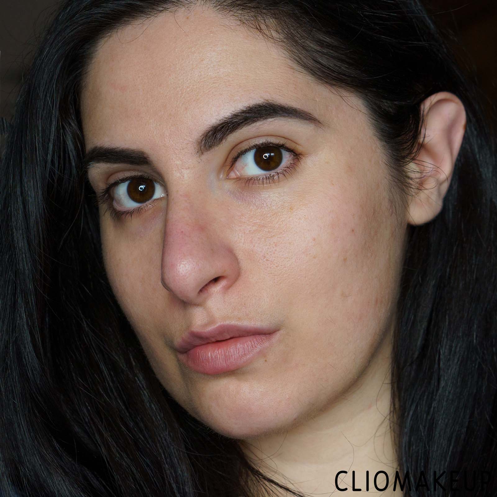 cliomakeup-recensione-primer-stila-one-step-correct-kitten-skin-tone-correcting-e-brightening-primer-11