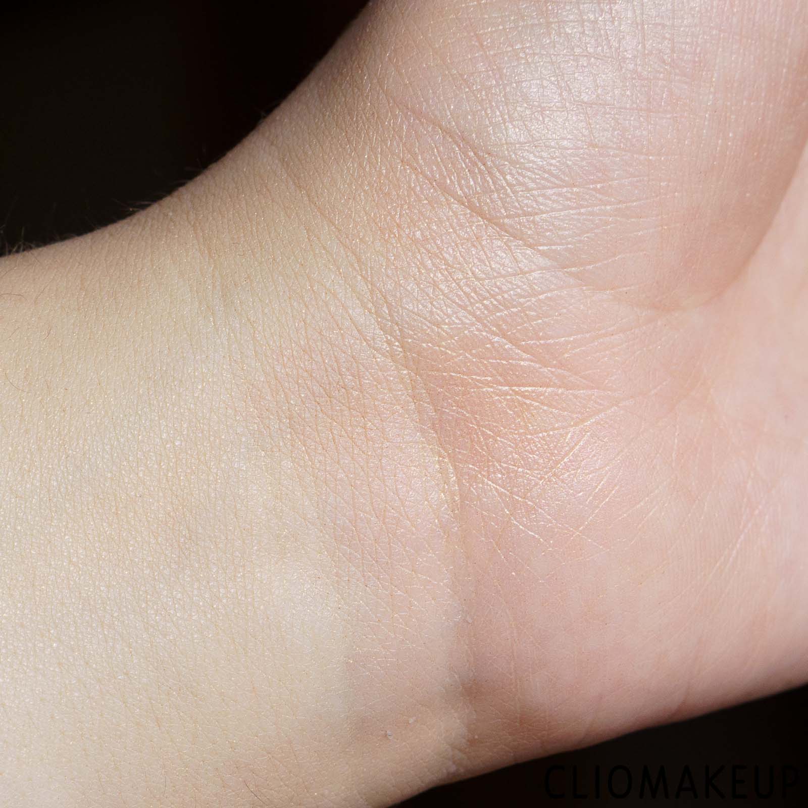 cliomakeup-recensione-primer-stila-one-step-correct-kitten-skin-tone-correcting-e-brightening-primer-8