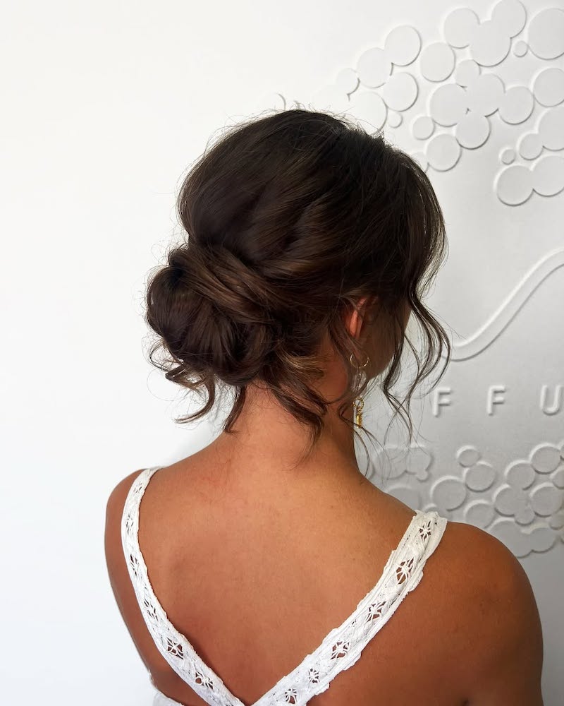 come-scegliere-lo-chignon-in-base-alla-forma-del-viso-basso