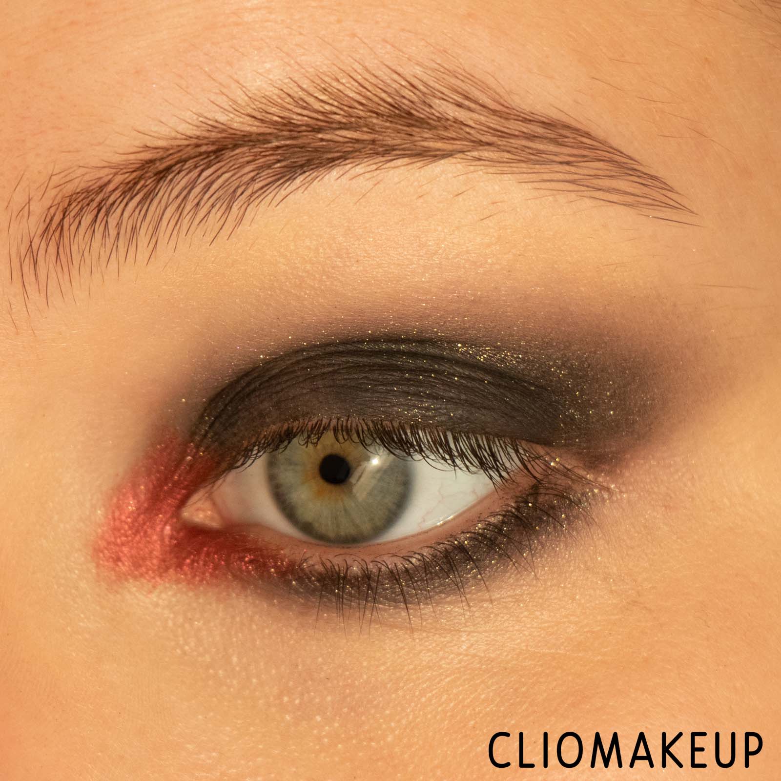 Cliomakeup-Recensione-Palette-MAC-The-Disney-Cruella-Collection-Eye-Shadow-X-8-13