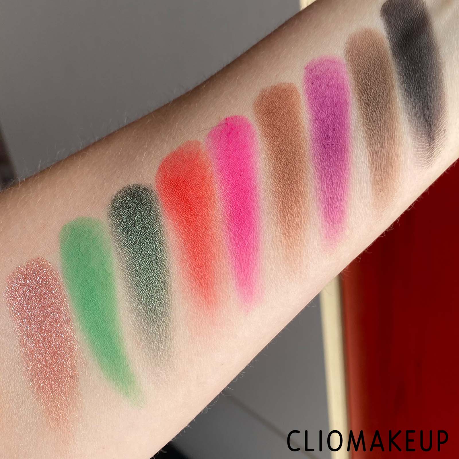 Cliomakeup-Recensione-Palette-Makeup-Revolution-SophX-Super-Spice-Shadow-Palette-8