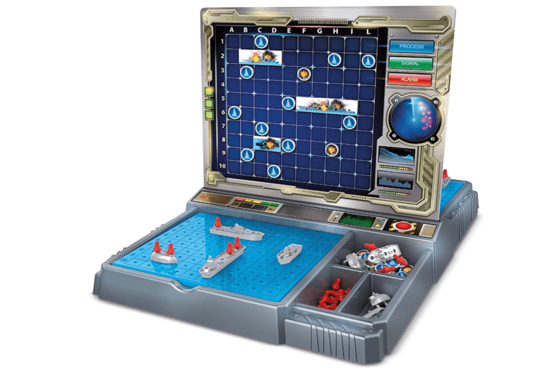 attivita-viaggio-bambini-clementoni-battaglia-navale