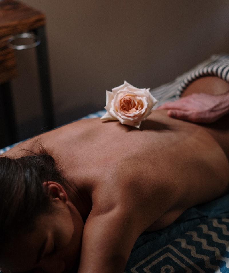 cliomakeup-piedi-gonfi-teamclio-massaggio-linfodrenante